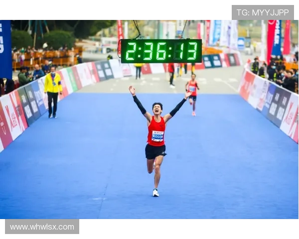 南京飞盘队在马拉松大满贯中的精彩表现与比赛经验分析